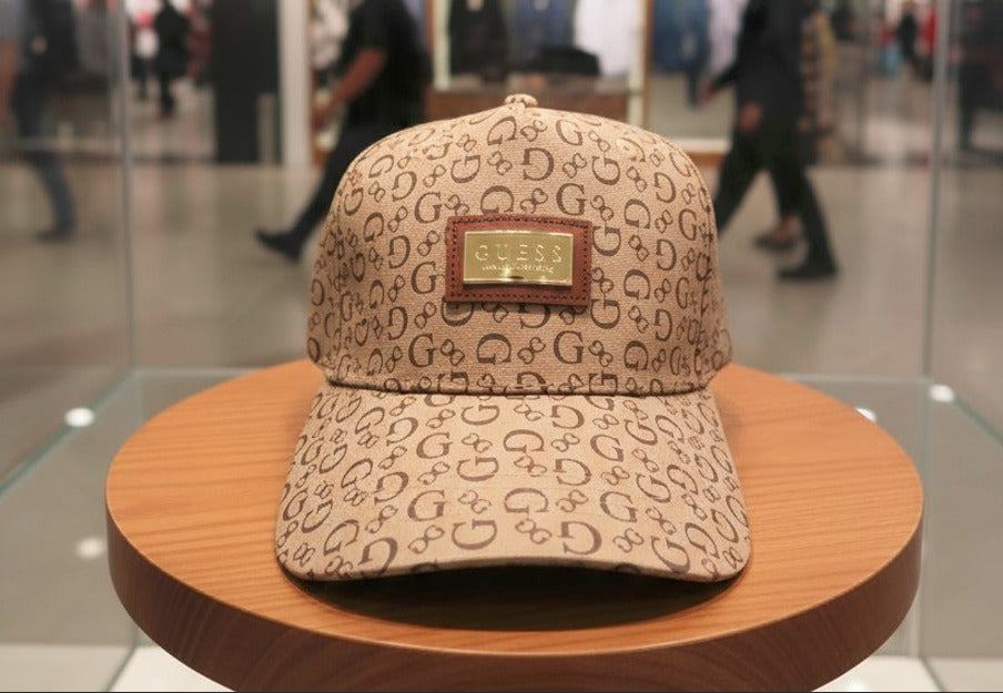 GORRA MONOGRAM GUESS