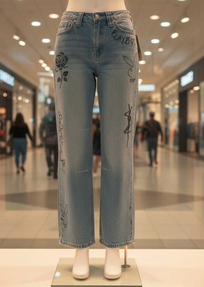 JEANS PLAYBOY DE PIERNA ANCHA CON GRAFICOS "LOVER HATER"